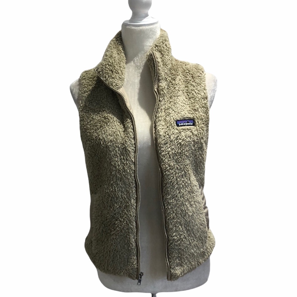 Patagonia tan khaki fuzzy vest women’s Small GUC
